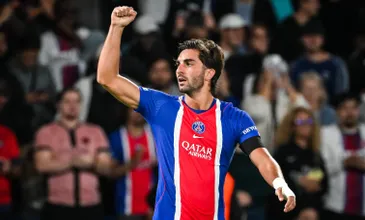Em alta no PSG, Ferran Torres explica conex&atilde;o vitoriosa com Luis Enrique