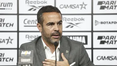 Entre a satisfa&ccedil;&atilde;o e o &lsquo;inaceit&aacute;vel&rsquo;, Artur Jorge avalia a estreia em derrota do Botafogo
