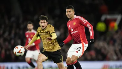 Casemiro d&aacute; resposta a dono do United e sai ovacionado em classifica&ccedil;&atilde;o com goleada