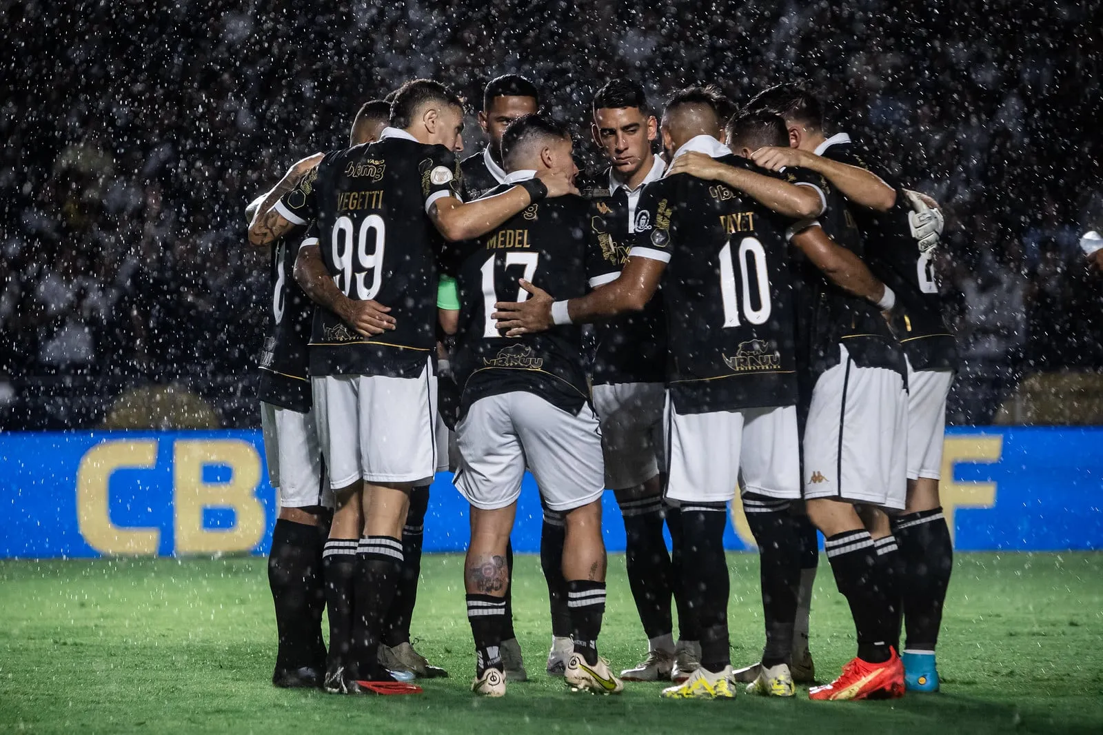 Na &uacute;ltima e mais importante das finais, Vasco luta para evitar o quinto rebaixamento no Brasileiro