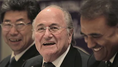 Blatter entrou na discuss&atilde;o Messi-Ronaldo com provoca&ccedil;&atilde;o