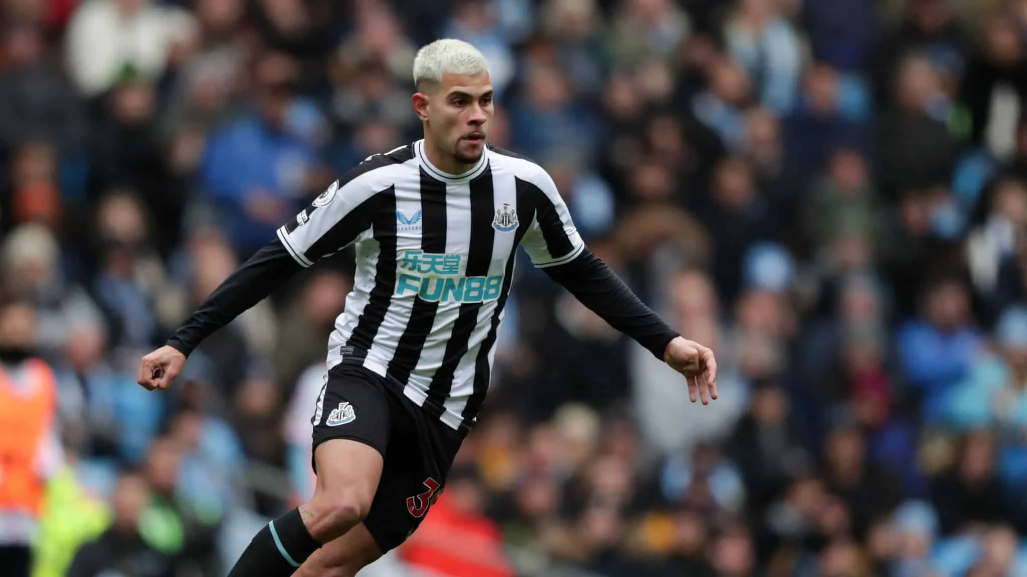 Bruno Guimar&atilde;es: &ldquo;Quero colocar o meu nome na hist&oacute;ria do Newcastle. Sei o que um t&iacute;tulo significa para o clube&rdquo;