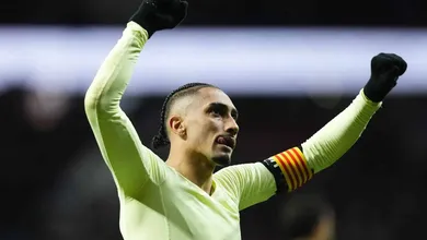Ap&oacute;s cobran&ccedil;a, Raphinha e Barcelona se aproximam de decis&atilde;o sobre futuro