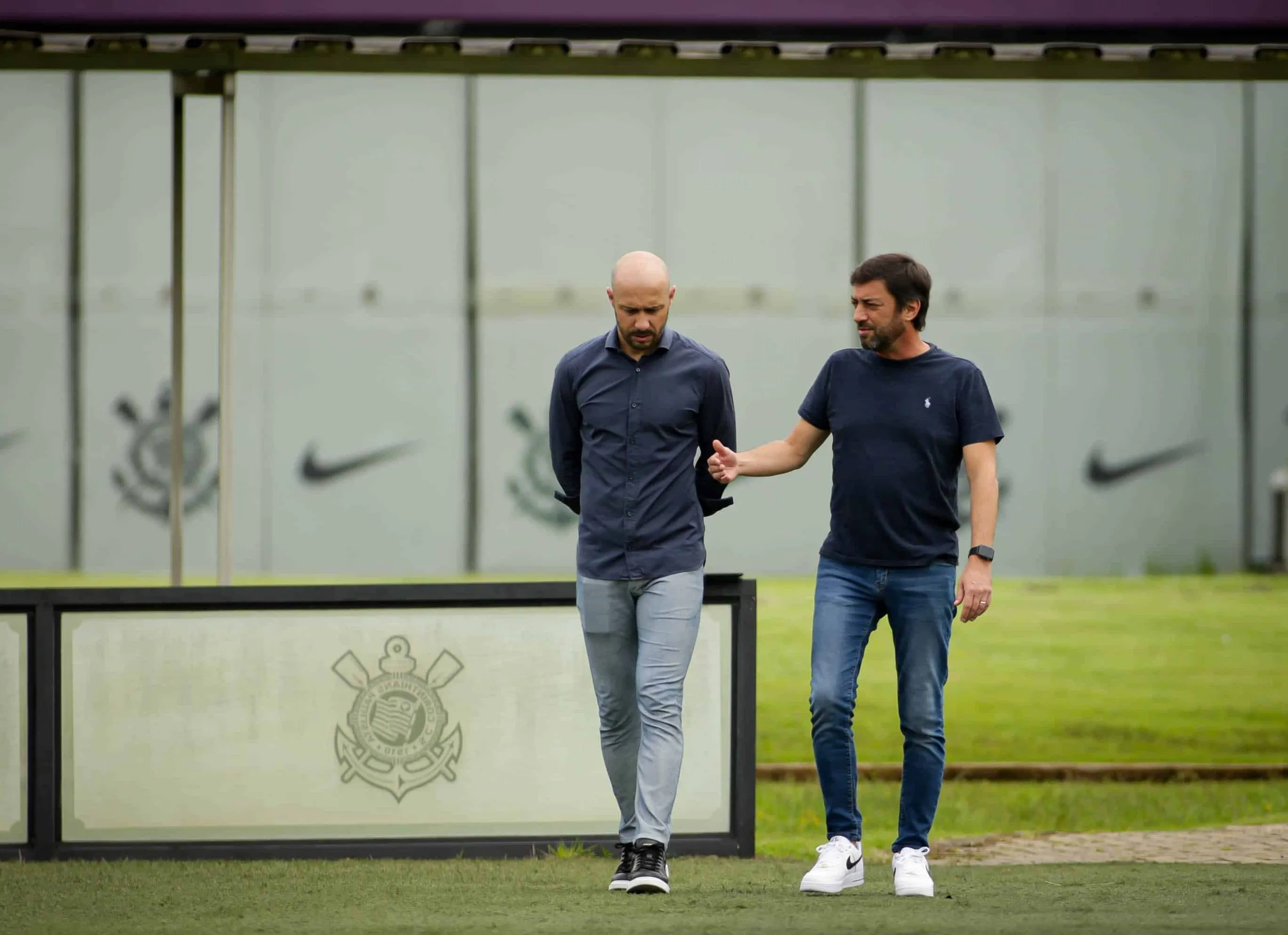 Suspens&atilde;o de Du&iacute;lio torna sua despedida do Corinthians t&atilde;o melanc&oacute;lica quanto seu mandato