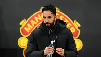 Lenda do United se rende: &lsquo;Algu&eacute;m traga R&uacute;ben Amorim aqui, quero beij&aacute;-lo&rsquo;