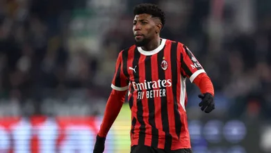 Por que t&iacute;tulo no Milan pode frustrar desejo de Emerson Royal durante a janela?