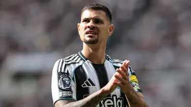 &lsquo;Candidato ideal&rsquo;: Newcastle mira ex-City para substituir Bruno Guimar&atilde;es, perto de acerto com o Arsenal