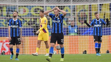 Reservas do Barcelona jogam balde de &aacute;gua fria na Inter e eliminam italianos em San Siro