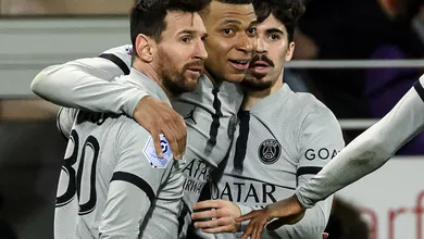 O PSG se arrastou em campo, mas ainda conseguiu um gol no finalzinho para derrotar o Brest