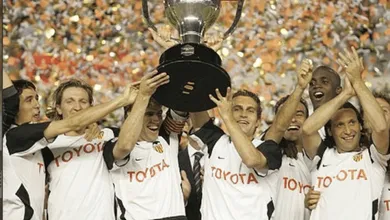 Mudan&ccedil;as no elenco e grandes em baixa: como Valencia conquistou a Espanha em 2004