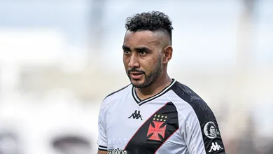 &lsquo;Maneja o tempo e as pausas do time&rsquo;: Emiliano Diaz explica import&acirc;ncia de Payet para o Vasco