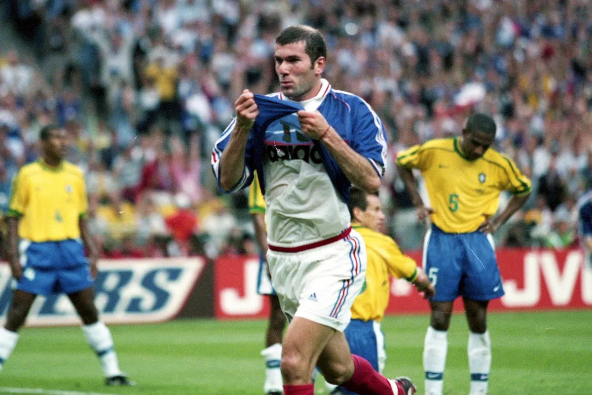 Zinedine Zidane sele&ccedil;&atilde;o francesa 