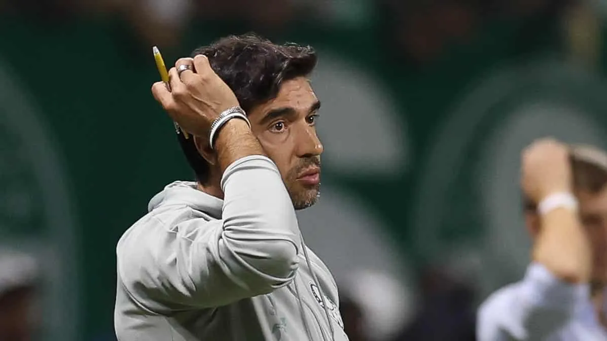 Vit&oacute;ria sobre Liverpool e 1&ordm; gol de Est&ecirc;v&atilde;o mascaram n&uacute;mero preocupante no Palmeiras