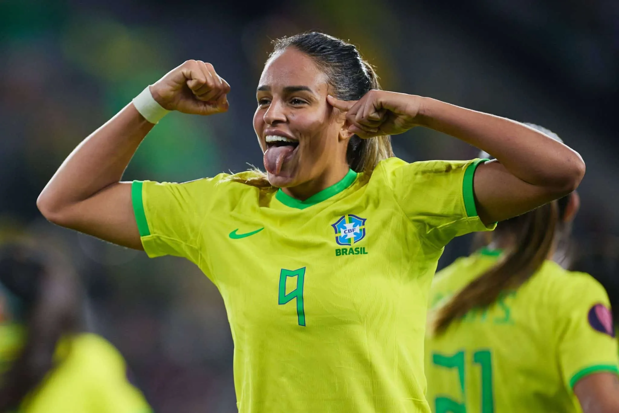 Gabi Nunes fala sobre momento da Sele&ccedil;&atilde;o e projeta Copa no Brasil: &lsquo;Trouxemos o respeito de volta&rsquo;