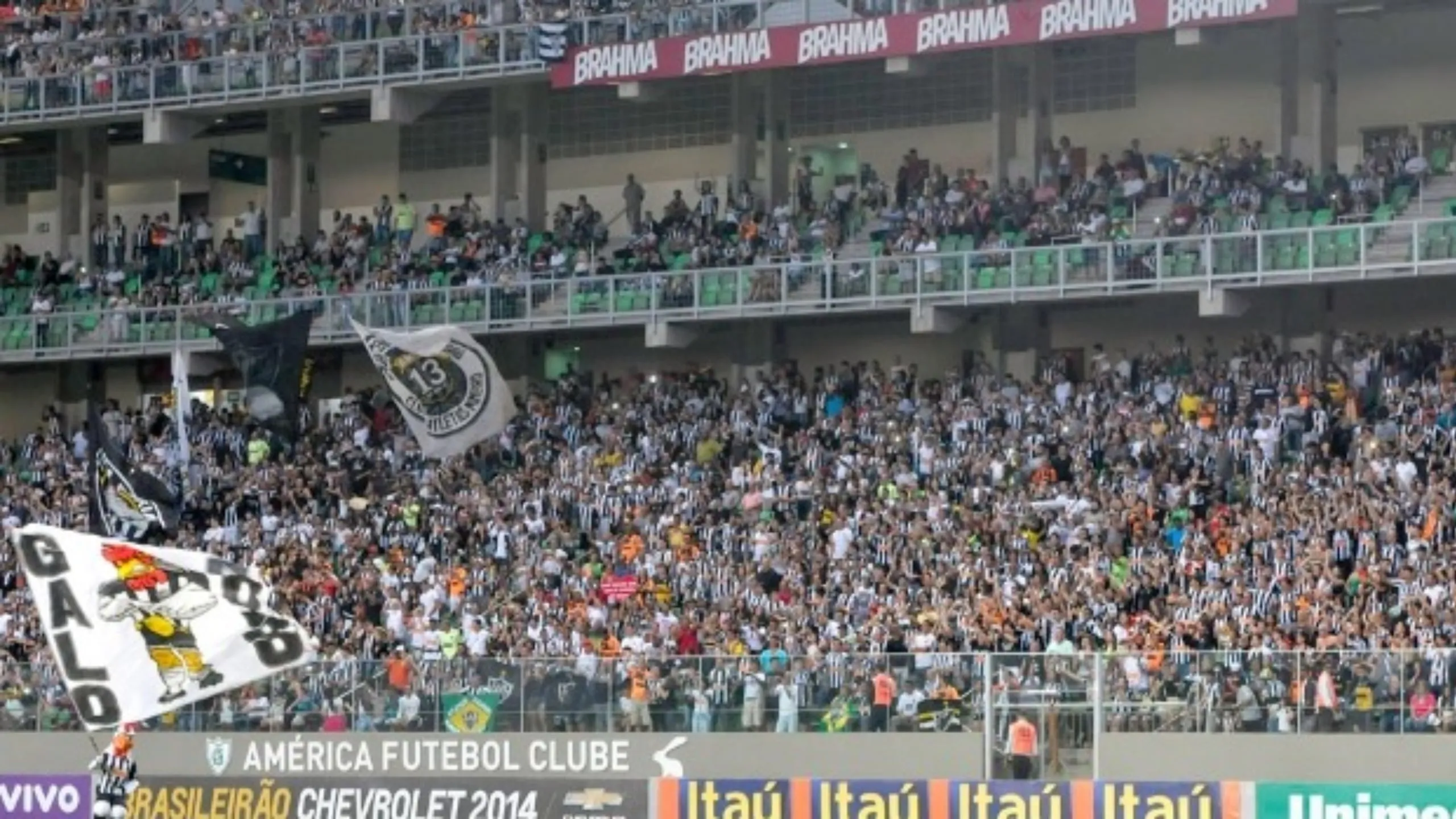 Atl&eacute;tico-MG pode sofrer san&ccedil;&otilde;es por cantos homof&oacute;bicos em jogo contra o Flamengo