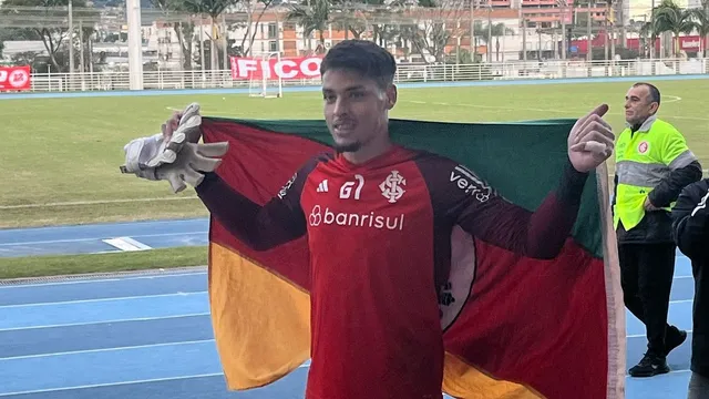 Kauan Jesus bandeira RS