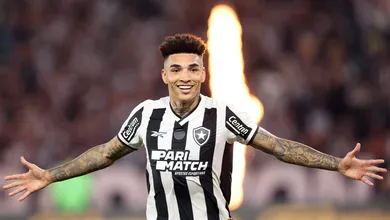 Refor&ccedil;o menos badalado, mas j&aacute; decisivo coloca o Botafogo de novo na lideran&ccedil;a do Brasileiro