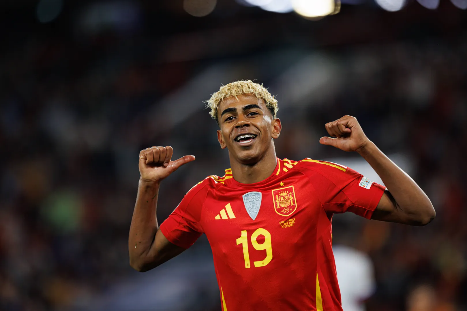 Yamal celebra gol pela sele&ccedil;&atilde;o espanhola