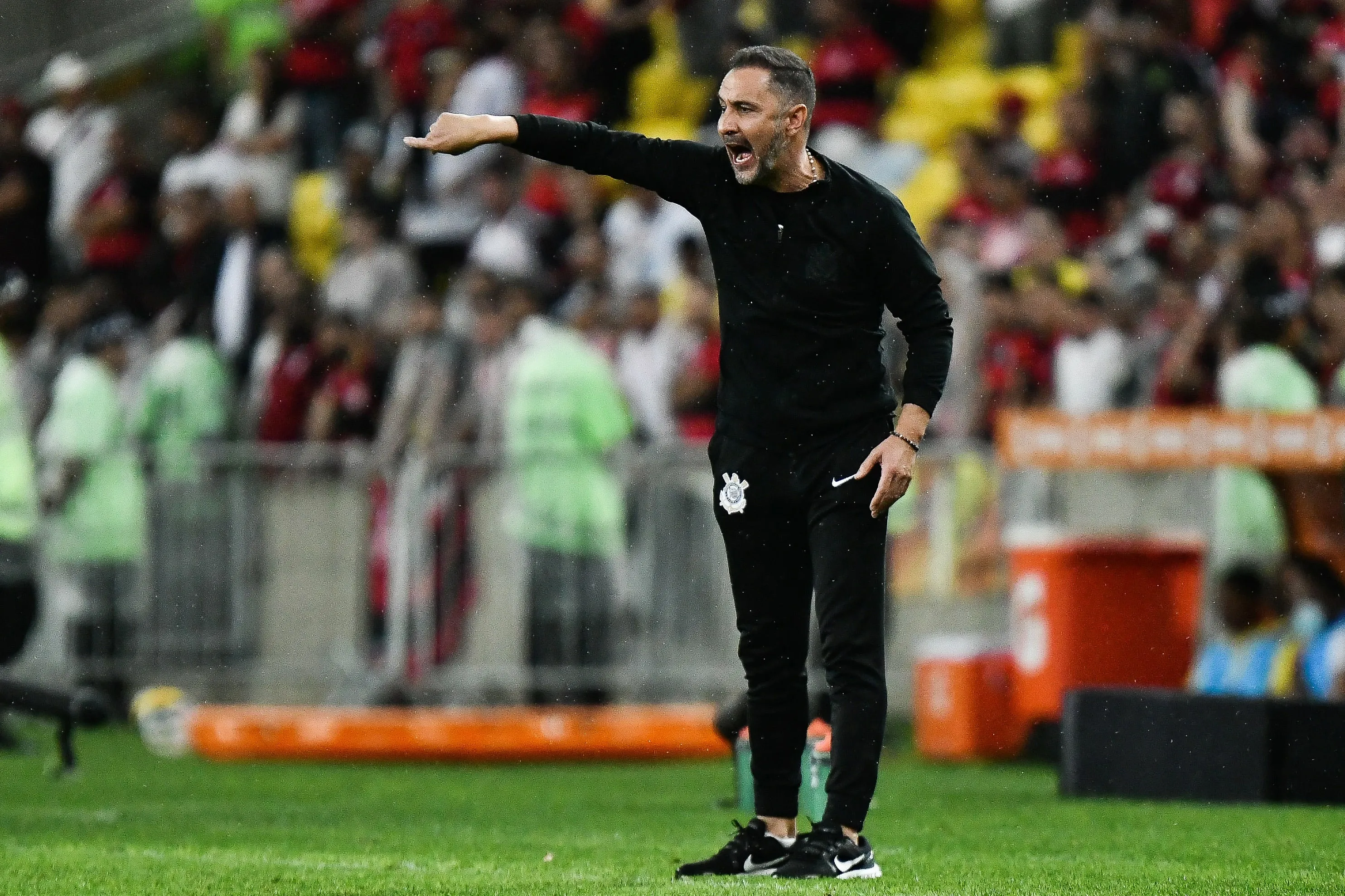 V&iacute;tor Pereira diz que n&atilde;o ficou no Corinthians por falta de projeto: e ser&aacute; que ele est&aacute; errado?