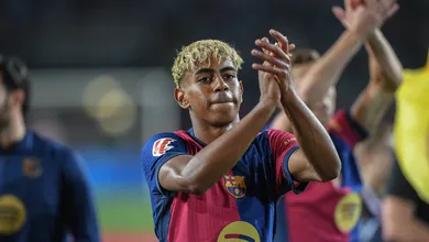 &lsquo;Lamine Yamal &eacute; o pr&oacute;ximo, depois de Maradona e Messi&rsquo;, exalta ex-Barcelona