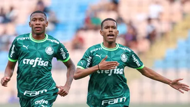 Atual bicampe&atilde;o, Palmeiras goleia sem fazer for&ccedil;a e tem show de Estev&atilde;o em estreia na Copinha