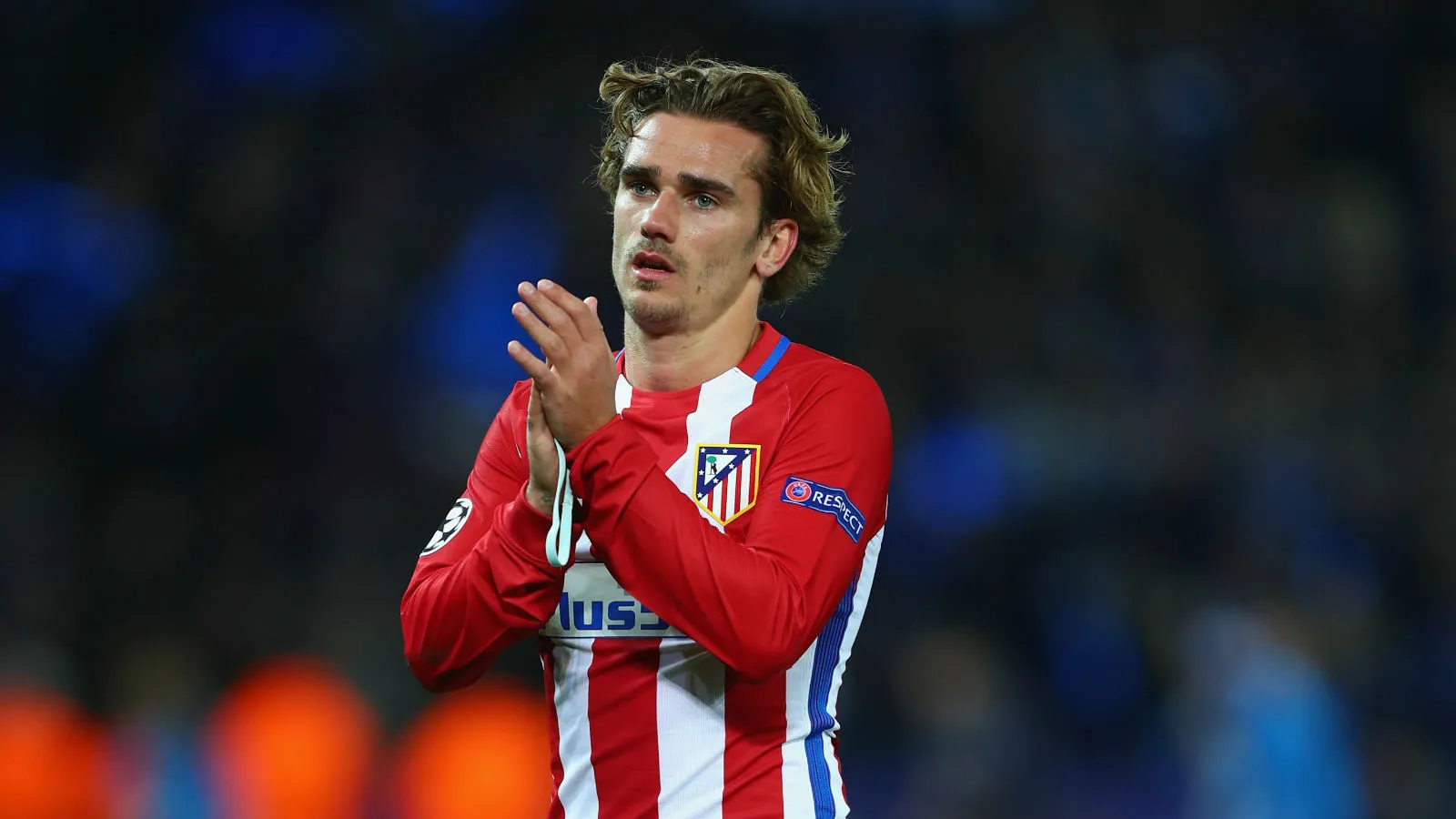 Fair Play: Griezmann desperdi&ccedil;a chance de gol para atendimento de advers&aacute;rio no ch&atilde;o