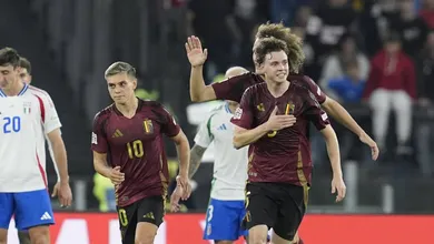 B&eacute;lgica supera crise entre craques e treinador para resgatar empate contra a It&aacute;lia