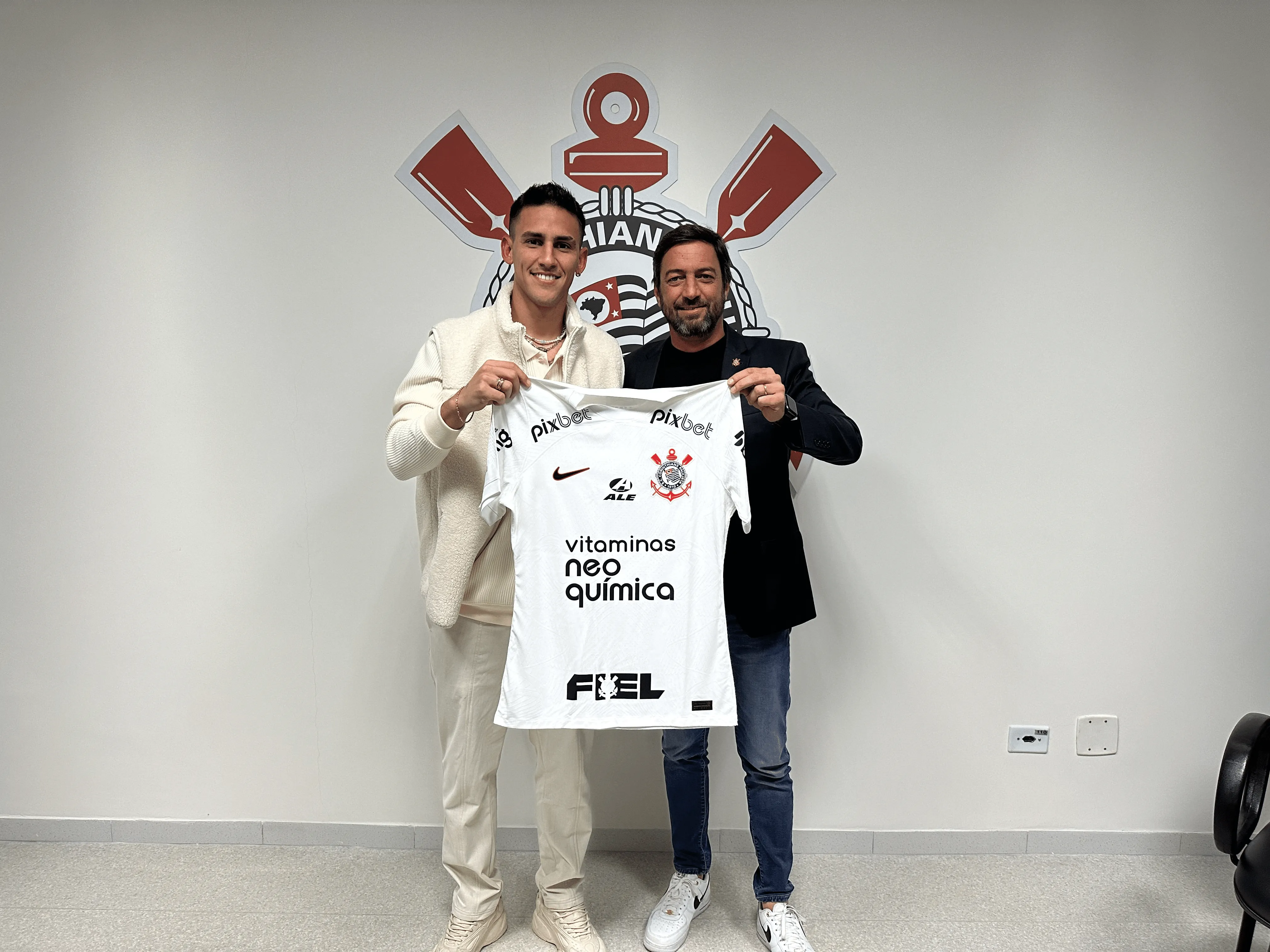 Corinthians: Como Mat&iacute;as Rojas vai jogar e por que a demora para a estreia?