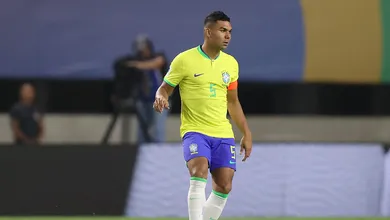 Agora capit&atilde;o permanente, Casemiro vira refer&ecirc;ncia para Dinizismo dar certo na Sele&ccedil;&atilde;o