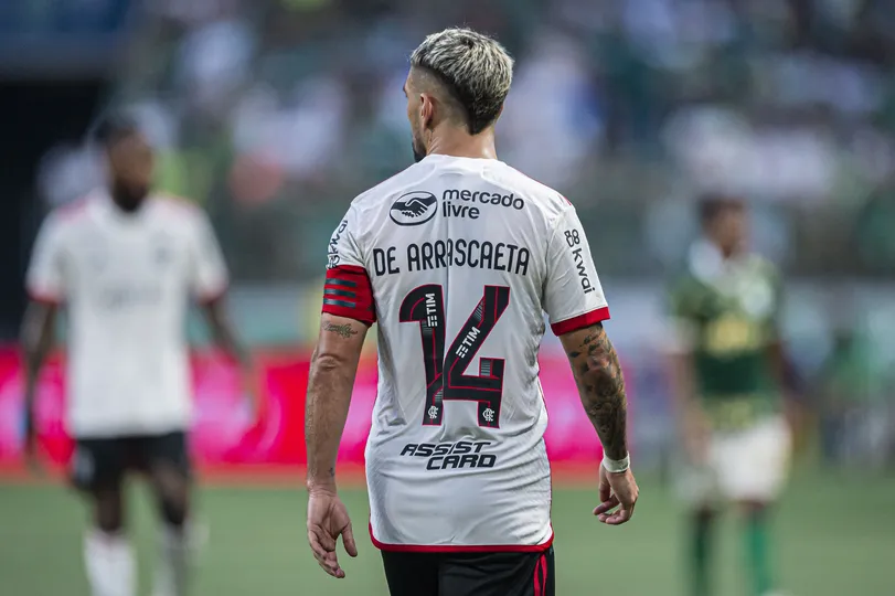 Arrascaeta, destaque do Flamengo, vai desfalcar o clube carioca no Brasileir&atilde;o