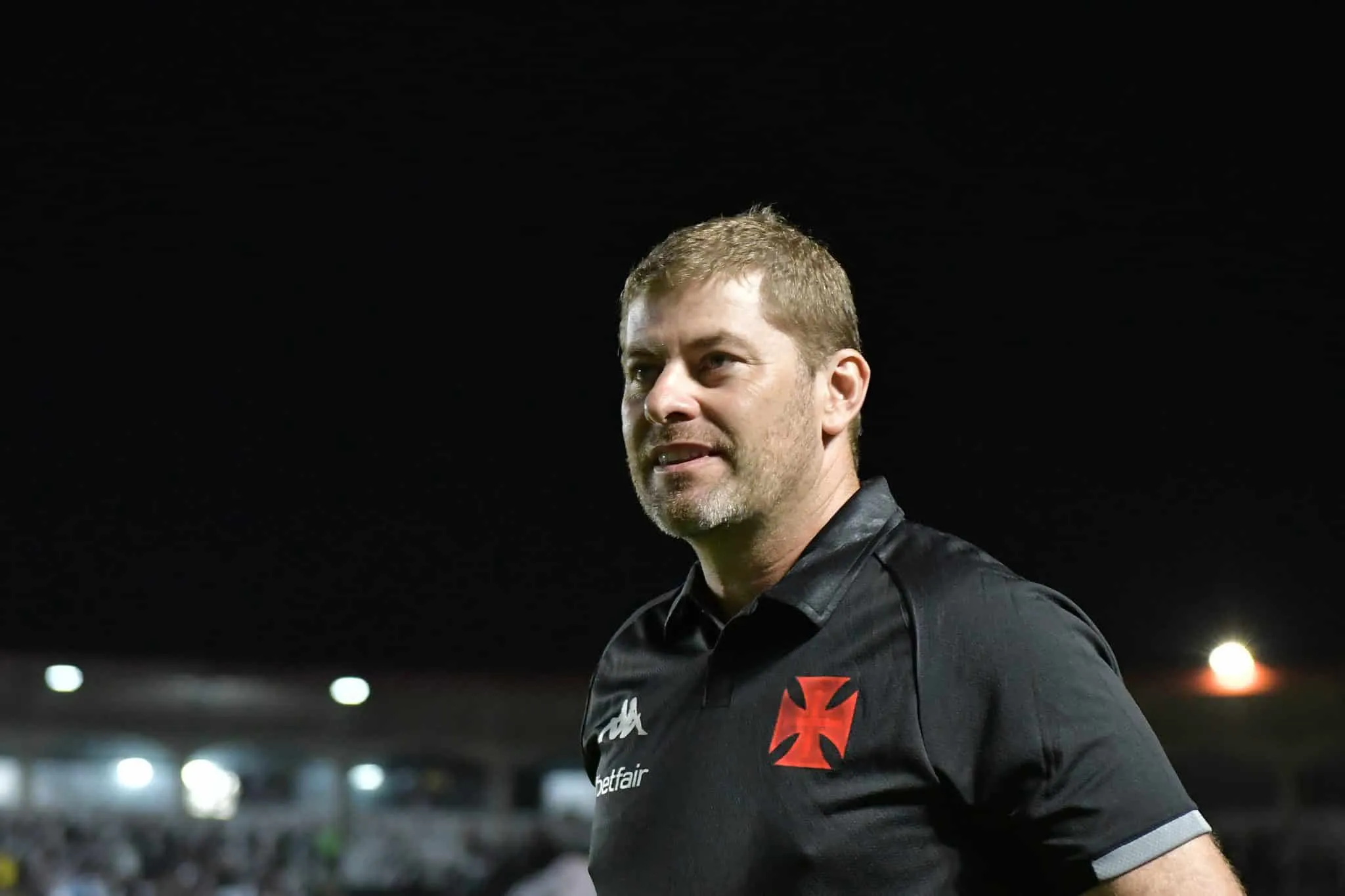 SAF do Vasco j&aacute; passou mais de 80 dias sem t&eacute;cnico efetivado no cargo
