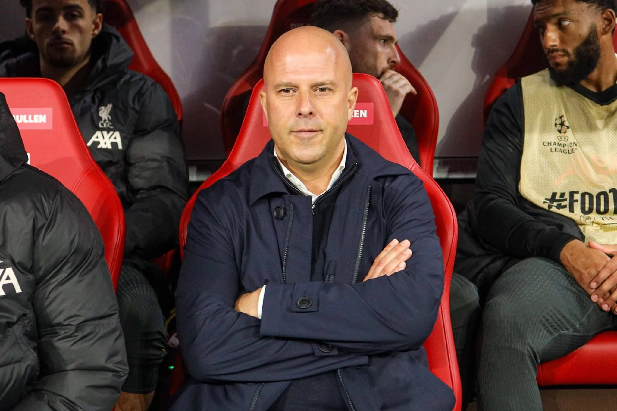 Com selo Arne Slot de qualidade, Liverpool abocanha RB Leipzig na Champions League