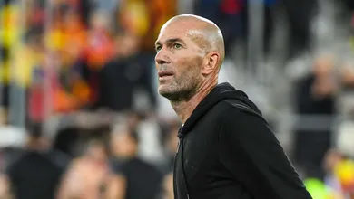 &lsquo;Zidane n&atilde;o vai assumir o Real Madrid, j&aacute; existem dois homens preparados para isso&rsquo;