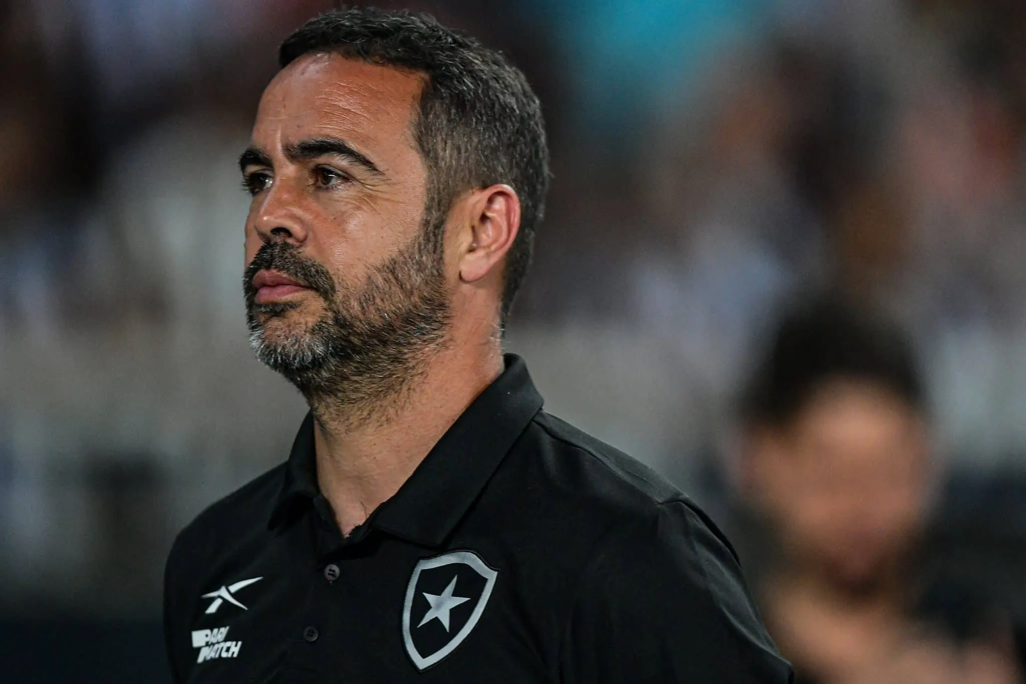 Artur Jorge explica Barboza no ataque e defende que Botafogo foi prejudicado pelo VAR