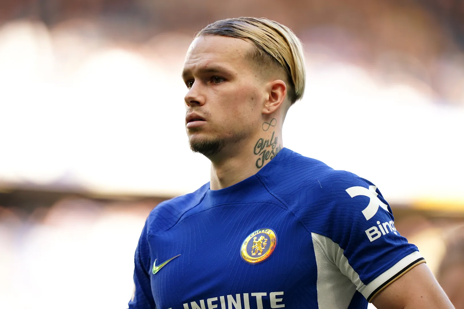 Mykhaylo Mudryk em jogo pelo Chelsea na Premier League