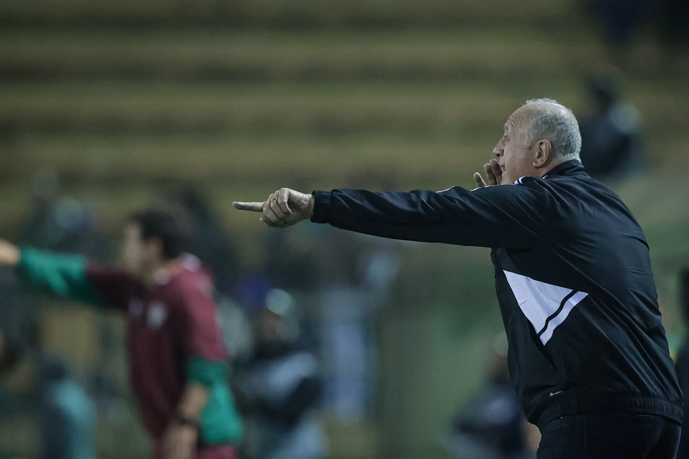 Atl&eacute;tico-MG estreou Felip&atilde;o contra o Fluminense; um turno depois, um involuiu e outro &eacute; finalista da Libertadores