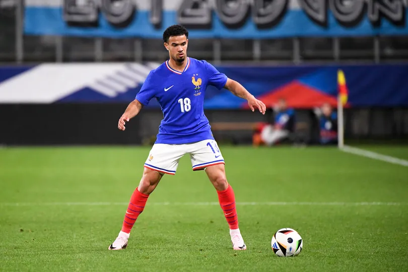 Foto: (IconSport) - Warren Za&iuml;re-Emery, da Fran&ccedil;a