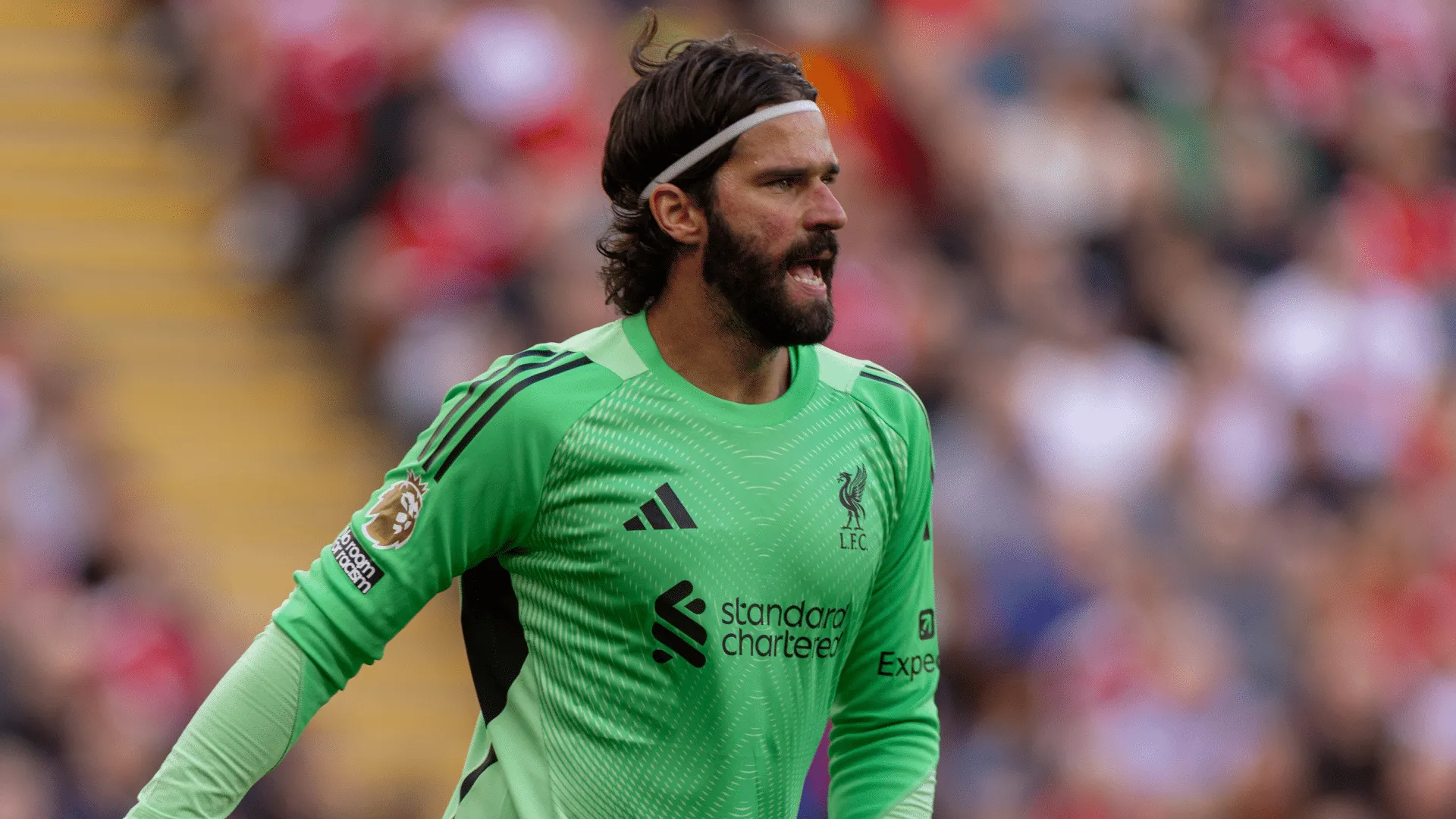 &lsquo;J&aacute; o conhecia&rsquo;: Alisson revela previs&atilde;o sobre gol do Liverpool que decidiu cl&aacute;ssico