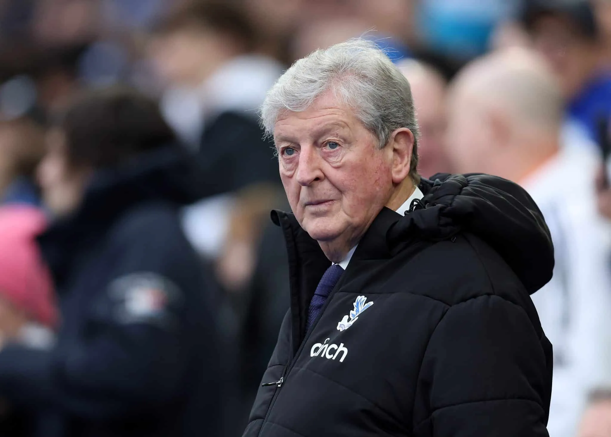 Roy Hodgson est&aacute; na corda bamba, mas h&aacute; um motivo espec&iacute;fico para o Crystal Palace n&atilde;o ter o demitido (ainda)