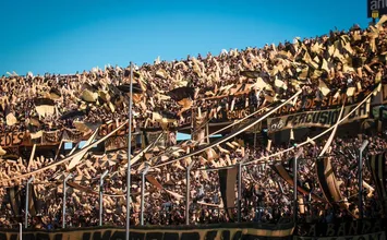 Como e por que a d&iacute;vida do pequeno Cerro do Uruguai uniu os eternos rivais Pe&ntilde;arol e Nacional?