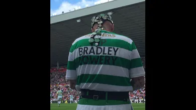 Sete mil torcedores do Celtic tomaram o est&aacute;dio do Sunderland e homenagearam Bradley Lowery