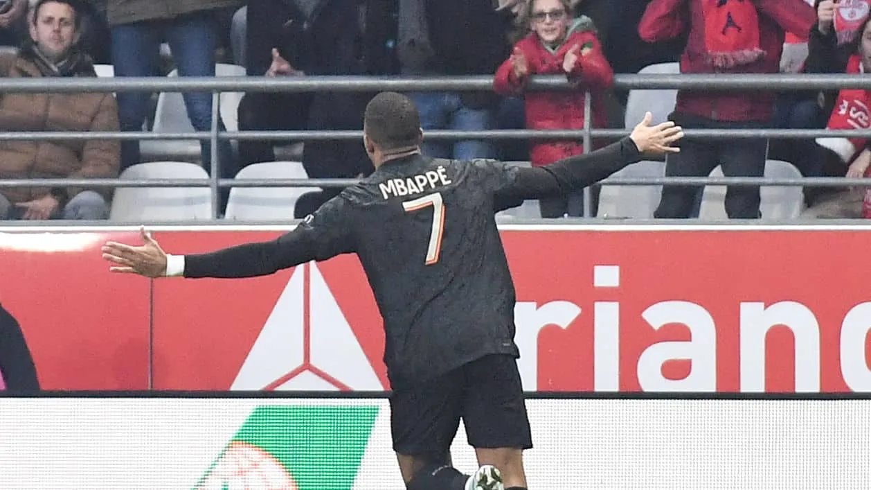 Donnarumma fecha o gol, Mbapp&eacute; decide no ataque e o PSG assume a lideran&ccedil;a ao vencer o Reims