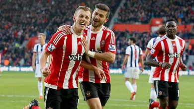 [V&iacute;deo] Ward-Prowse justificou as compara&ccedil;&otilde;es com Beckham com este gola&ccedil;o de falta