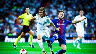 Por que &iacute;cone do Barcelona faz lobby pela renova&ccedil;&atilde;o de lenda do Real Madrid?