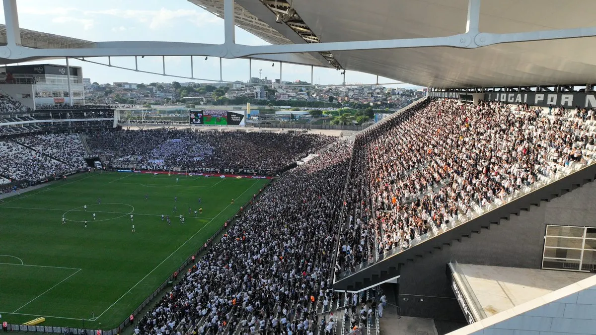 Como Corinthians planeja anunciar novo patroc&iacute;nio m&aacute;ster nesta quinta-feira