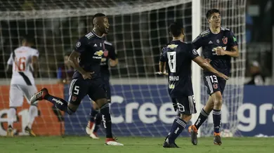 Vasco sofreu com os erros diante de La U e engoliu a derrota em S&atilde;o Janu&aacute;rio