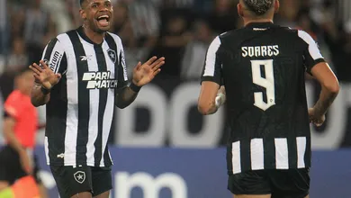 Em paz e embalado, Botafogo inicia disputa com o Bragantino por uma vaga na fase de grupos da Libertadores
