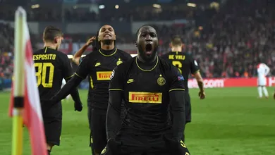 Em jogo dif&iacute;cil, Lautaro e Lukaku brilharam para decidir em vit&oacute;ria crucial da Inter sobre o Slavia em Praga