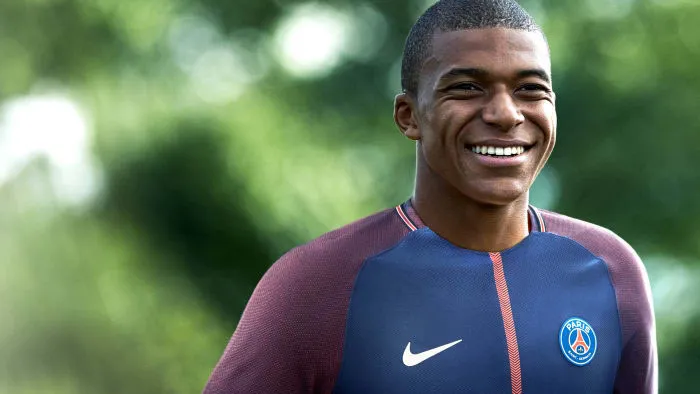 Como mercado do PSG desafia o Fair Play Financeiro e por que a Uefa tem que agir