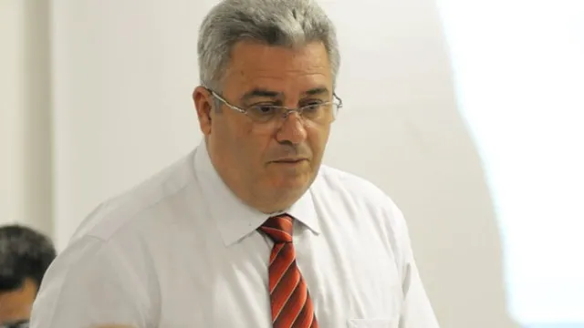 Comiss&atilde;o de Arbitragem da CBF desafia nossa intelig&ecirc;ncia para negar o &oacute;bvio